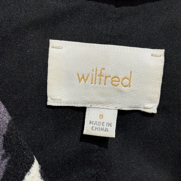 Wilfred. Aritzia Montesson Motor biker Floral Jacket / size 0 - Picture 13 of 14